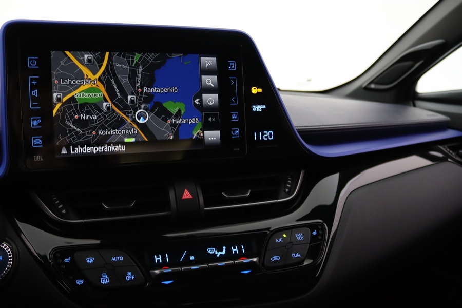 Toyota C-HR vaihtoauto