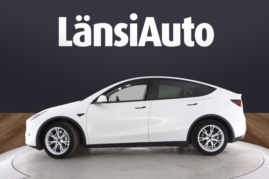 Tesla Model Y vaihtoauto