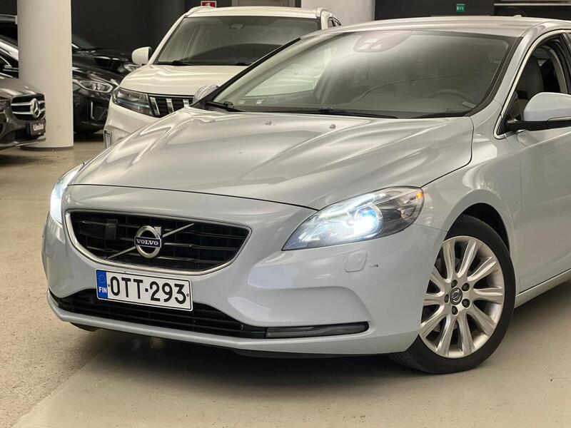 Volvo V40 vaihtoauto