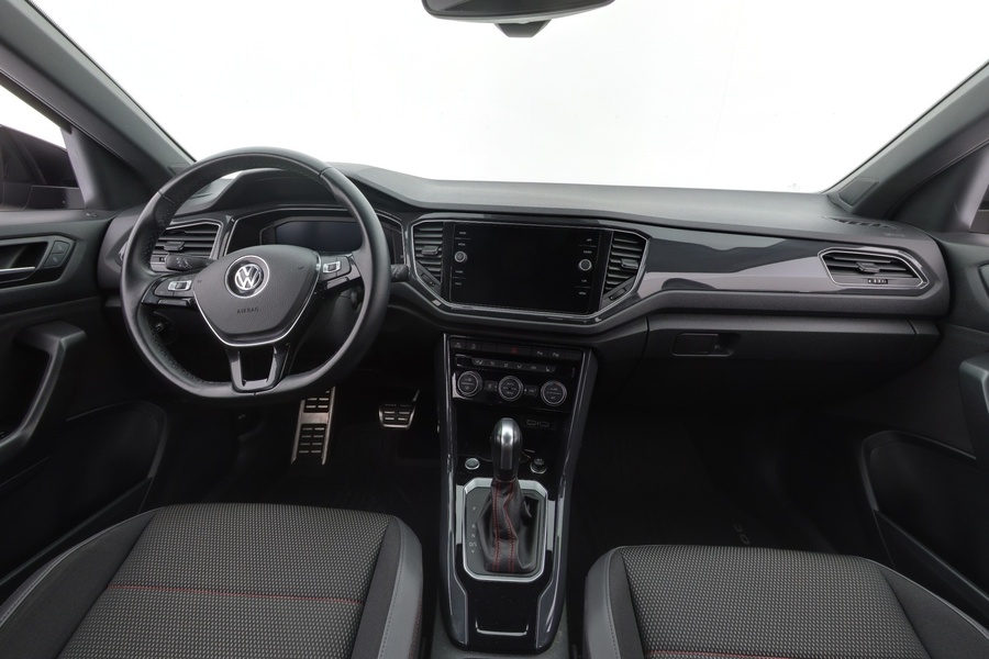 Volkswagen T-Roc vaihtoauto