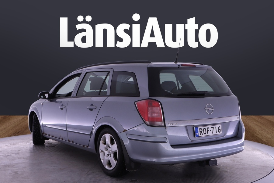 Opel Astra vaihtoauto