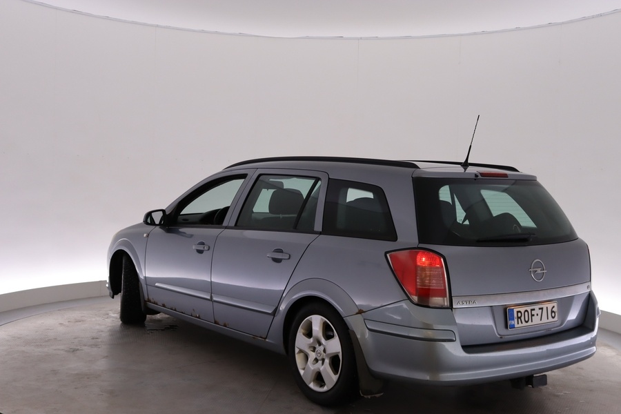 Opel Astra vaihtoauto
