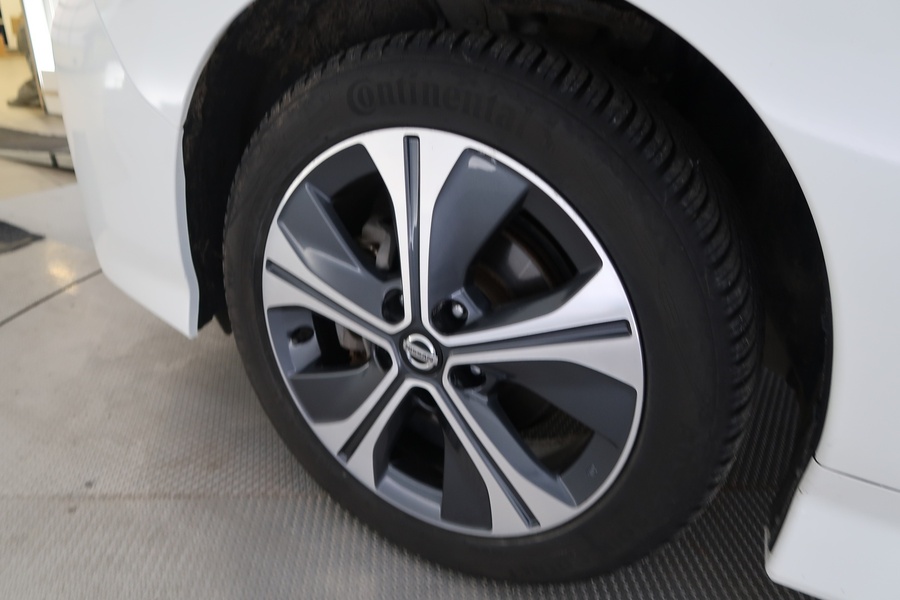 Nissan Leaf vaihtoauto