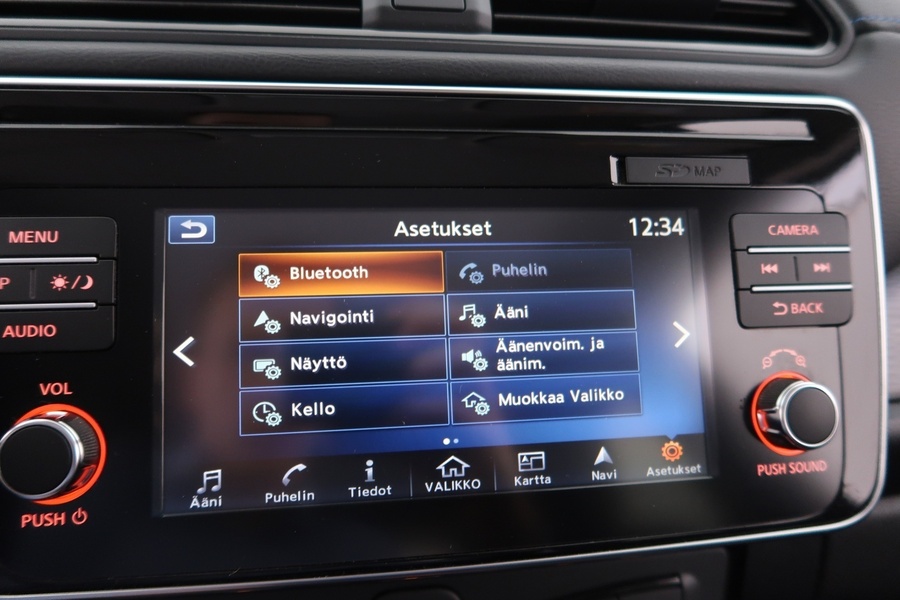 Nissan Leaf vaihtoauto