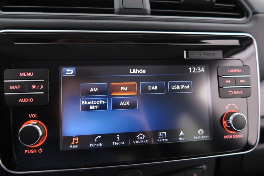 Nissan Leaf vaihtoauto