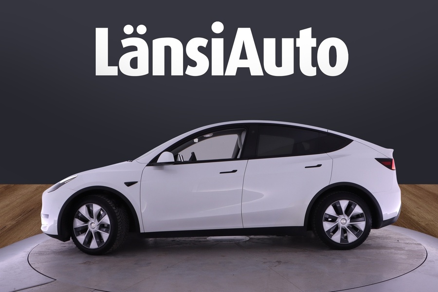 Tesla Model Y vaihtoauto