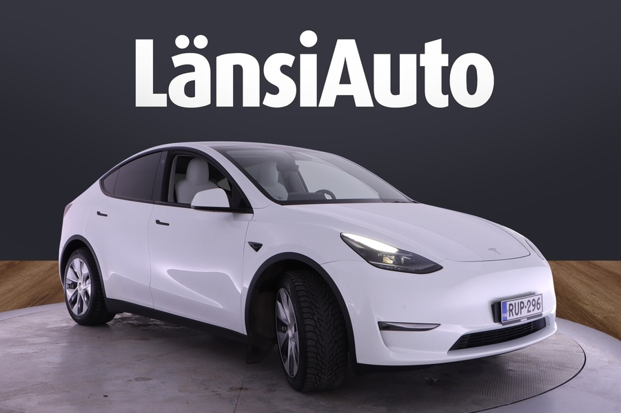 Tesla Model Y vaihtoauto