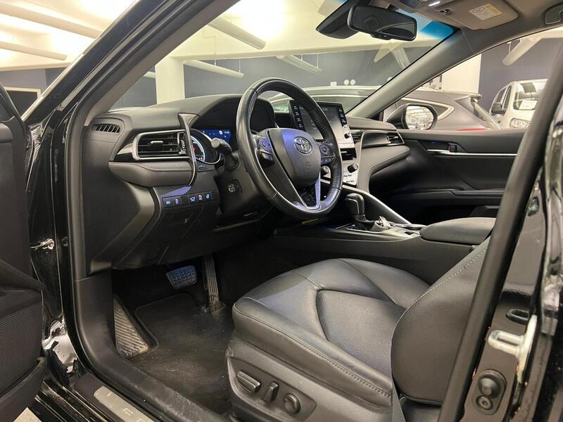 Toyota Camry vaihtoauto