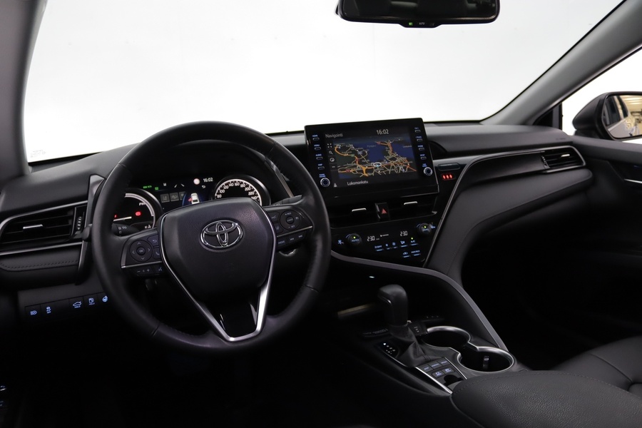 Toyota Camry vaihtoauto