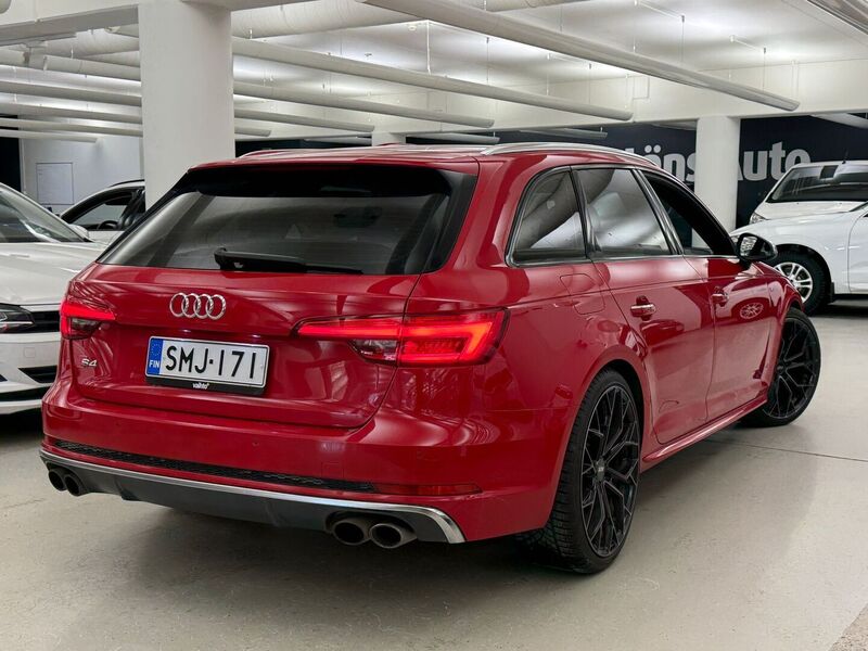 Audi S4 vaihtoauto
