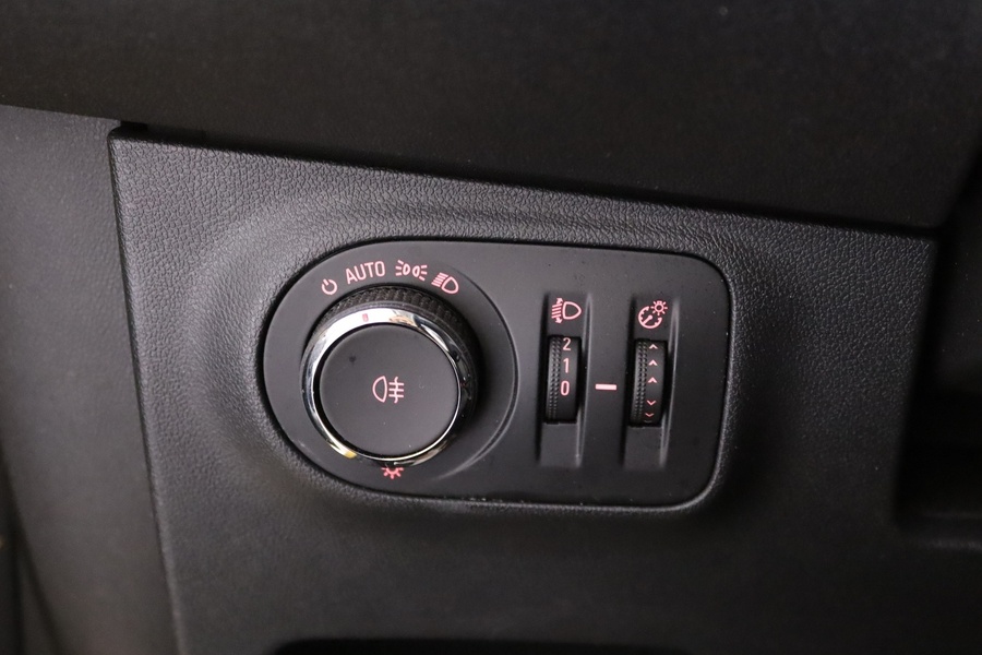 Opel Corsa vaihtoauto