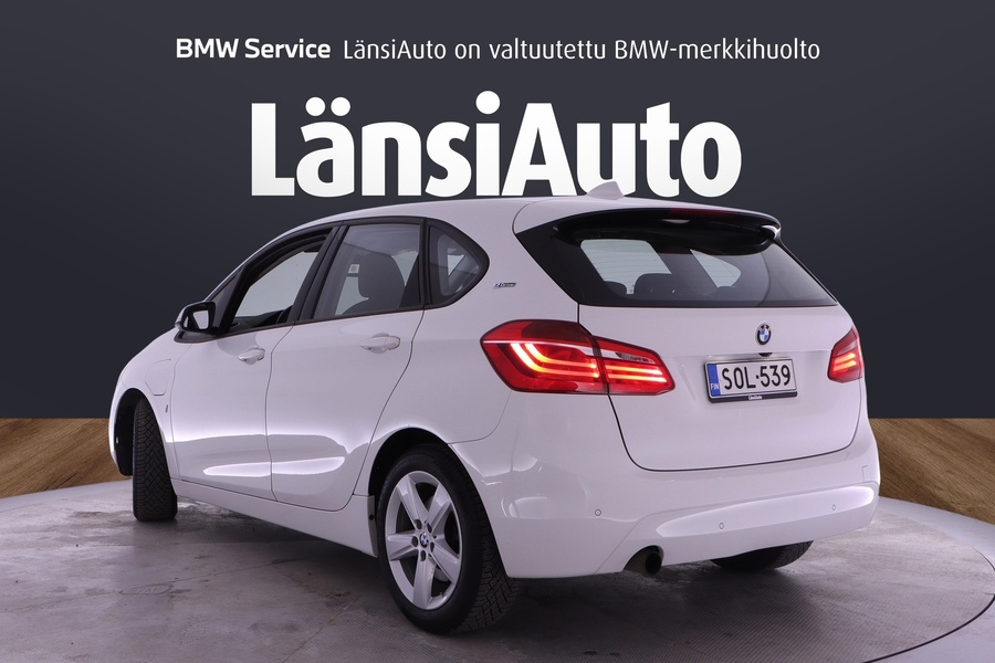 BMW 225 vaihtoauto
