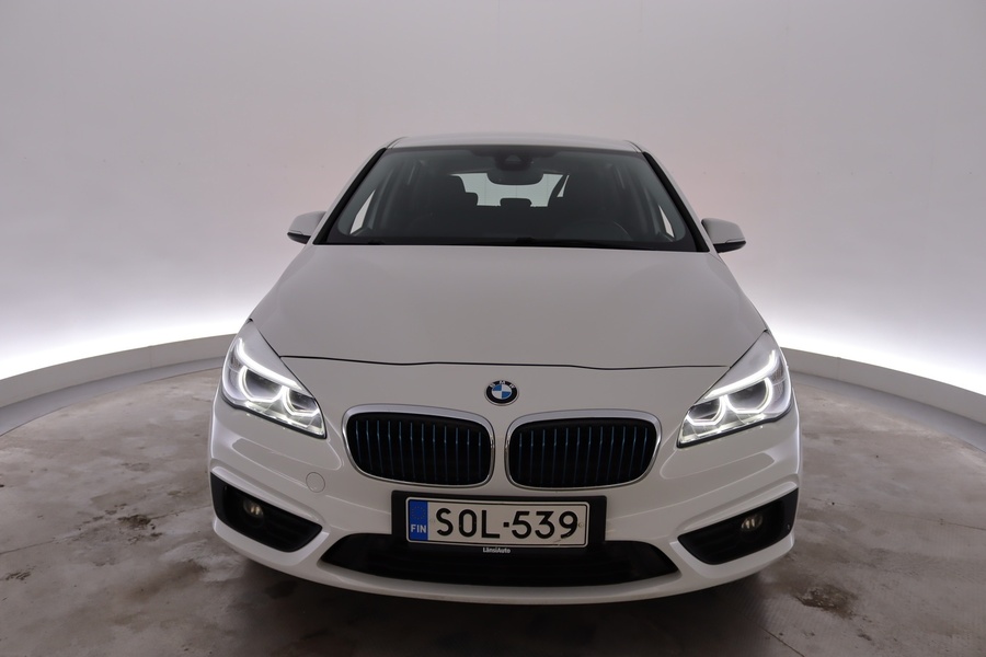BMW 225 vaihtoauto