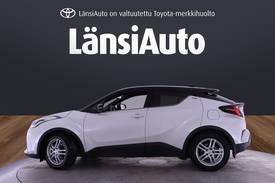 Toyota C-HR vaihtoauto