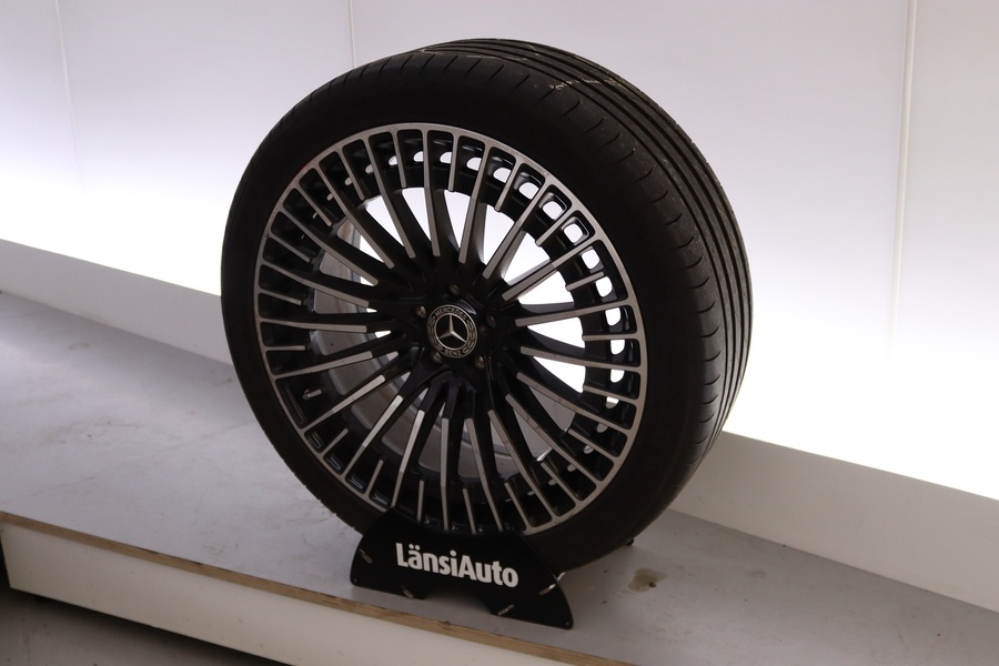 Mercedes-Benz EQC vaihtoauto