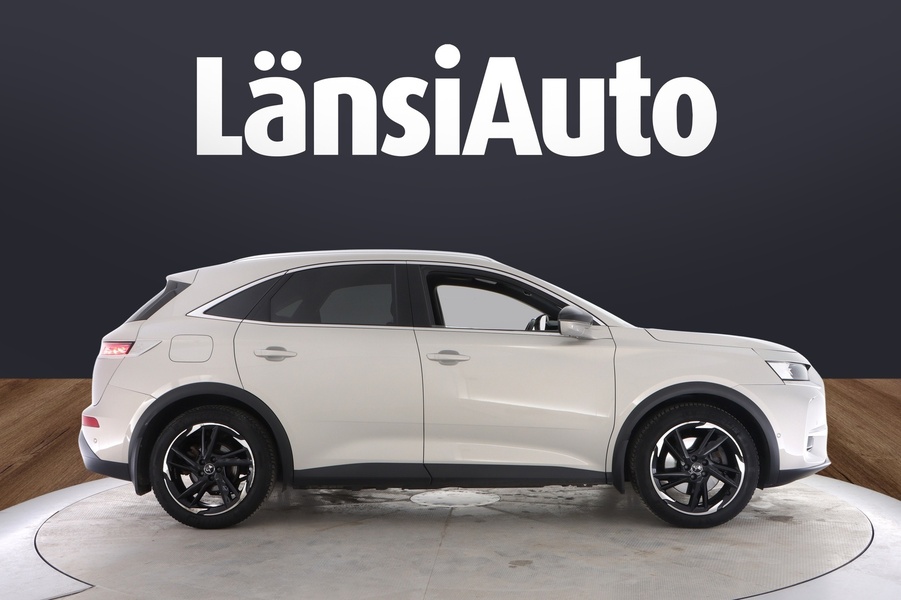 DS 7 Crossback vaihtoauto