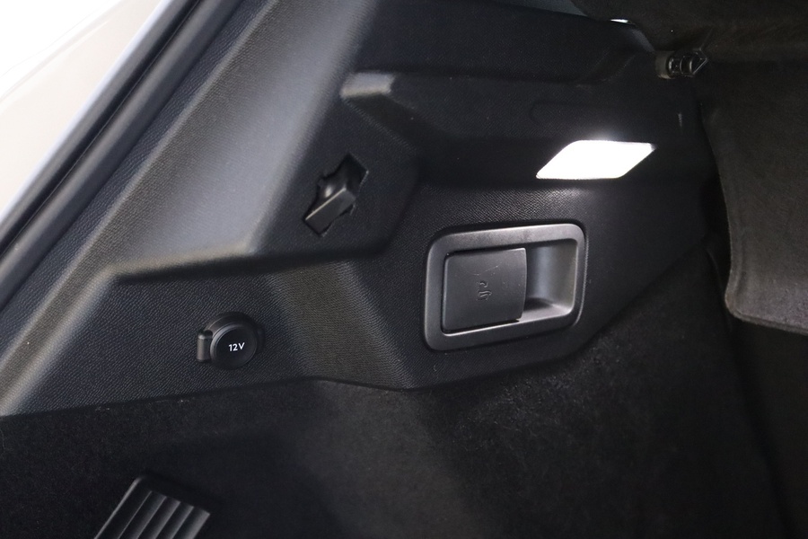 DS 7 Crossback vaihtoauto