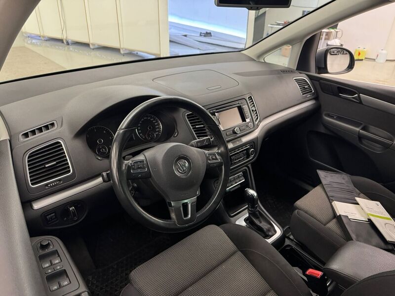 Volkswagen Sharan vaihtoauto