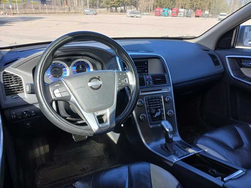 Volvo XC60 vaihtoauto