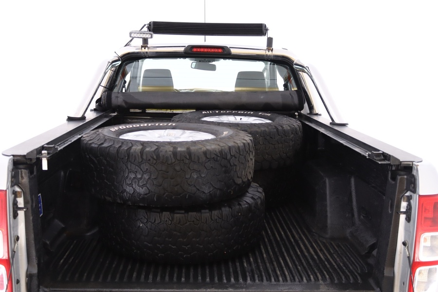 Ford Ranger vaihtoauto