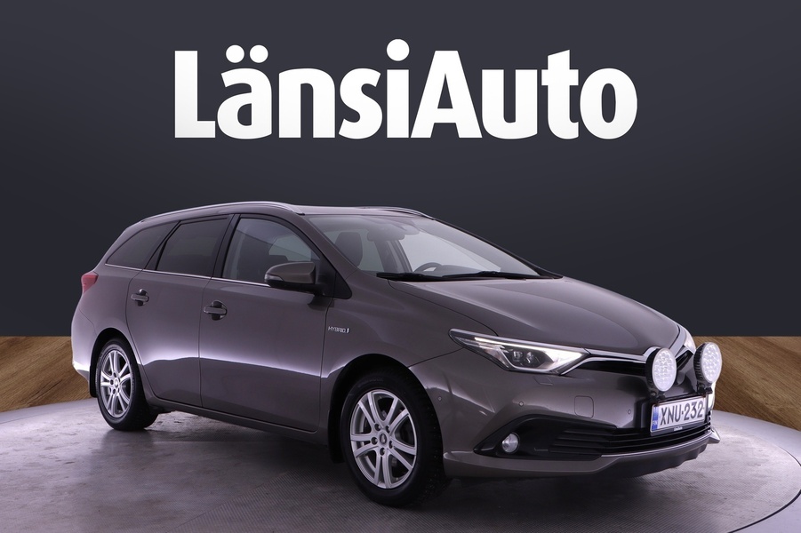 Toyota Auris vaihtoauto