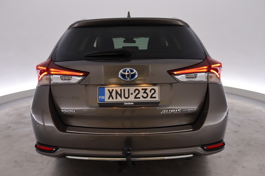 Toyota Auris vaihtoauto