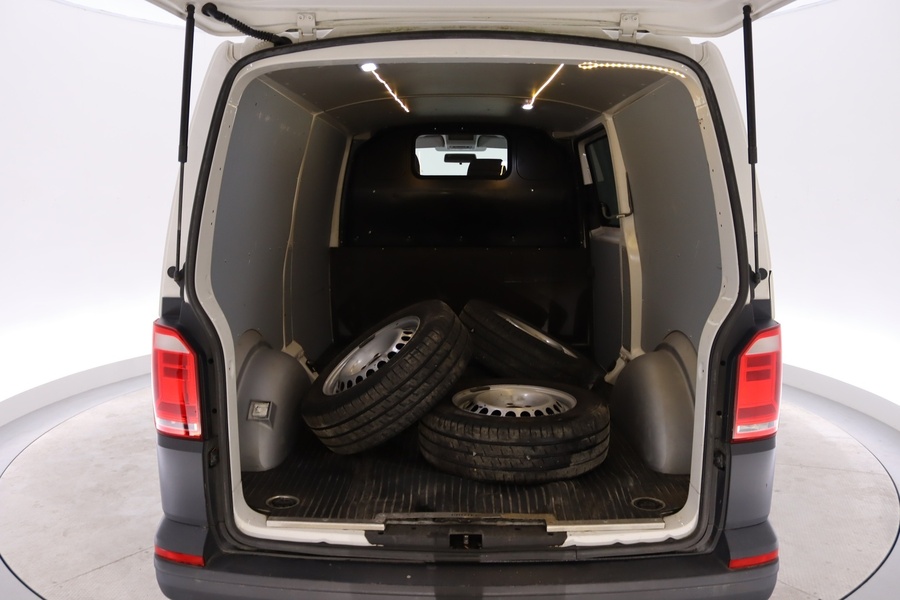 Volkswagen Transporter vaihtoauto