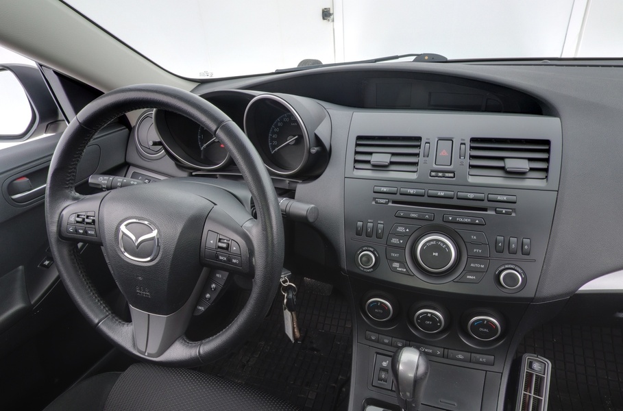 Mazda 3 vaihtoauto