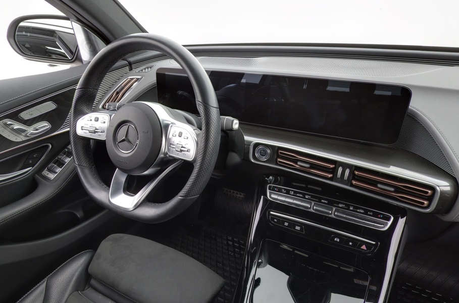 Mercedes-Benz EQC vaihtoauto