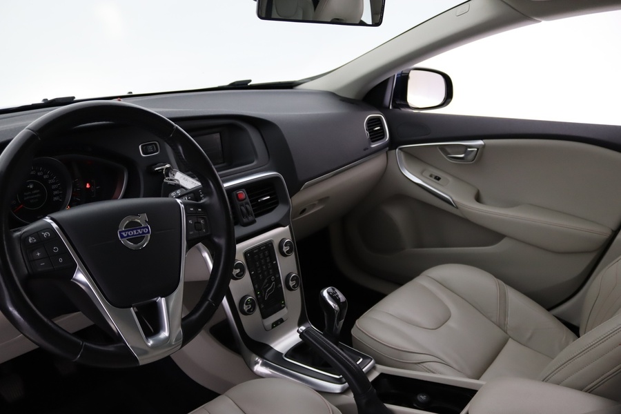 Volvo V40 vaihtoauto