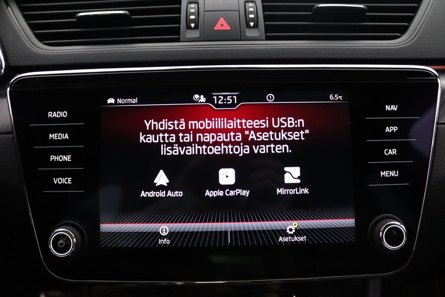 Skoda Superb vaihtoauto