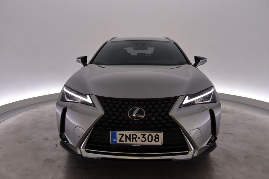 Lexus UX vaihtoauto
