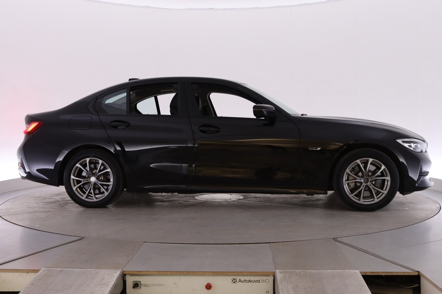 BMW 330 vaihtoauto