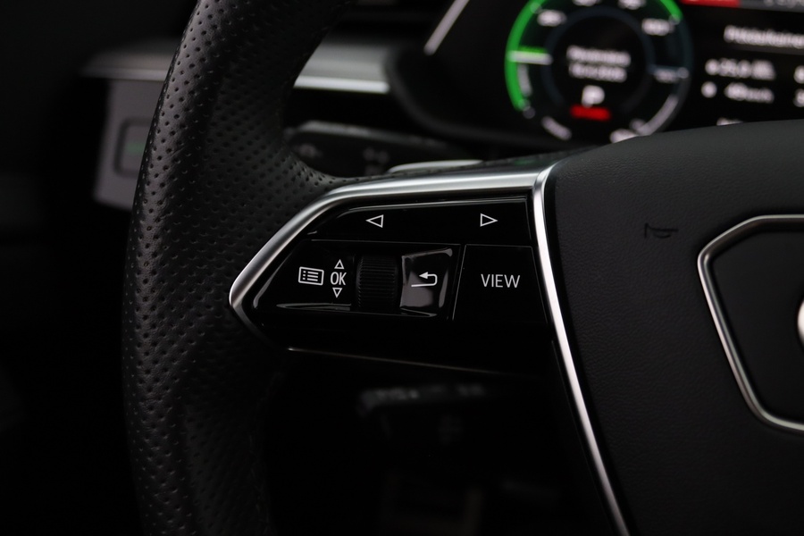 Audi Q8 e-tron vaihtoauto