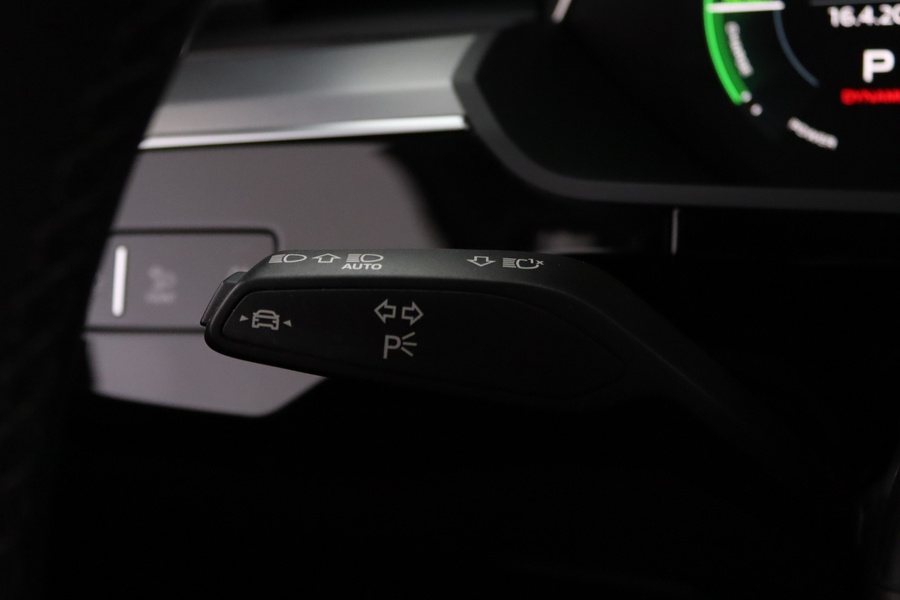 Audi Q8 e-tron vaihtoauto