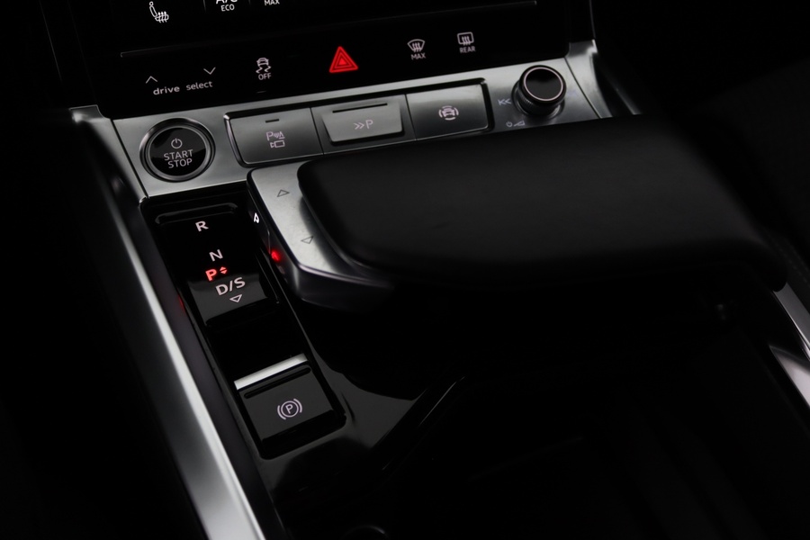 Audi Q8 e-tron vaihtoauto