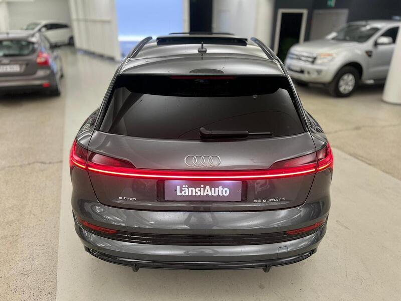 Audi e-tron vaihtoauto