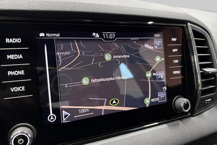 Skoda Karoq vaihtoauto