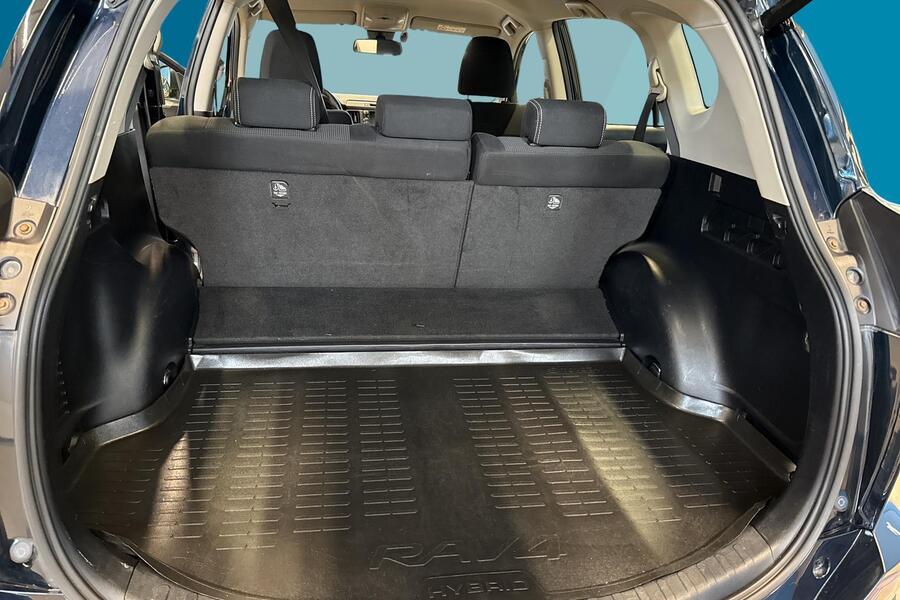 Toyota RAV4 vaihtoauto