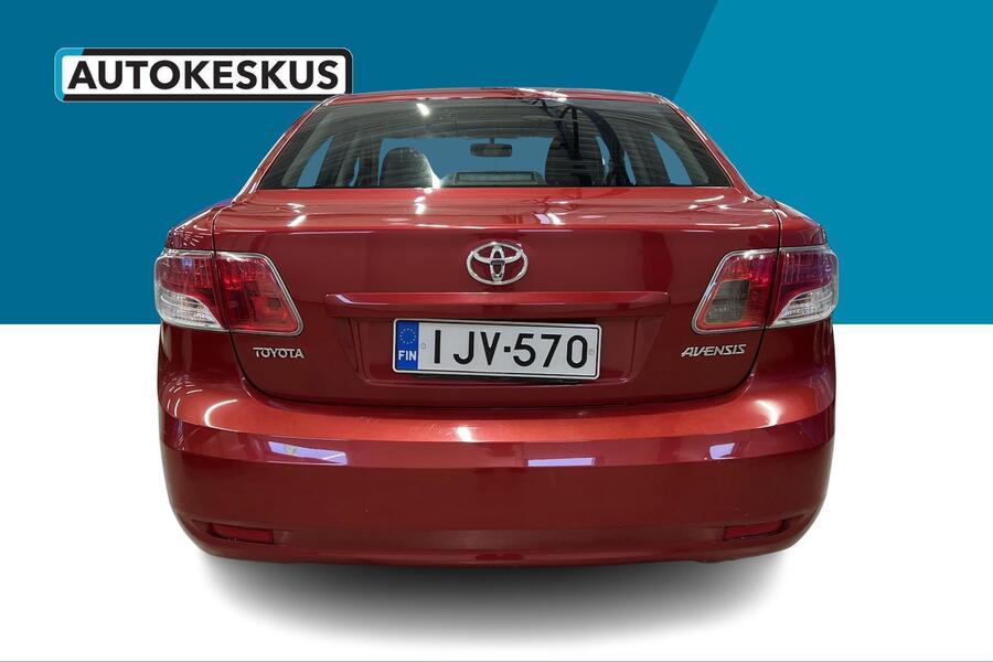 Toyota Avensis vaihtoauto