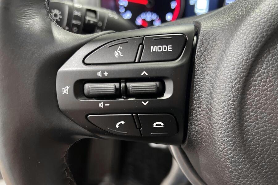 Kia Stonic vaihtoauto