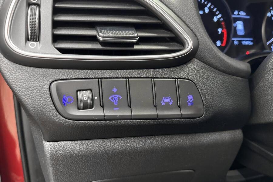 Hyundai i30 Wagon vaihtoauto