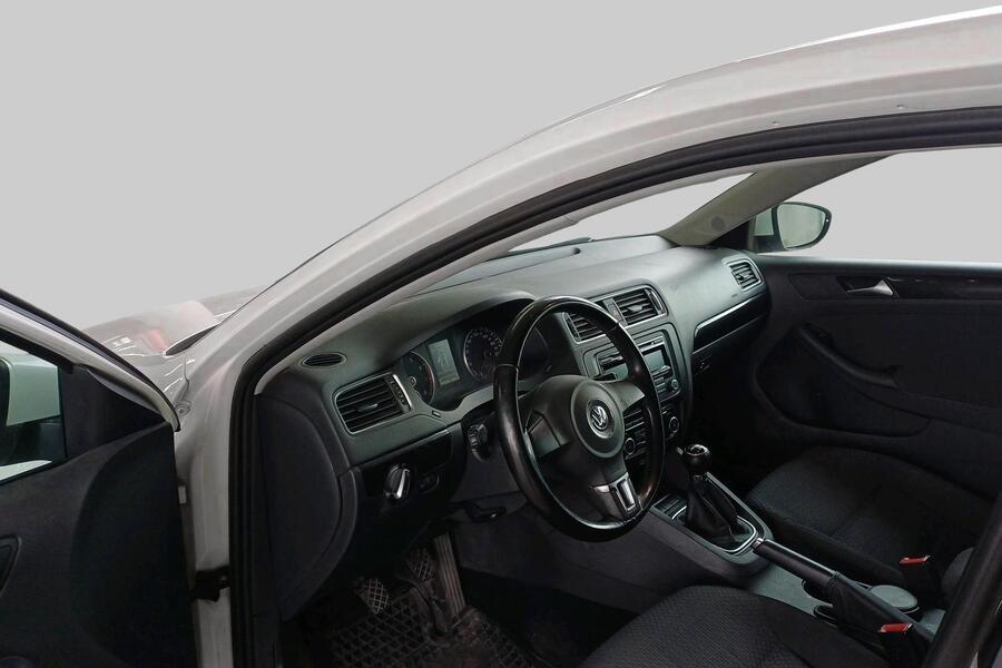 Volkswagen Jetta vaihtoauto