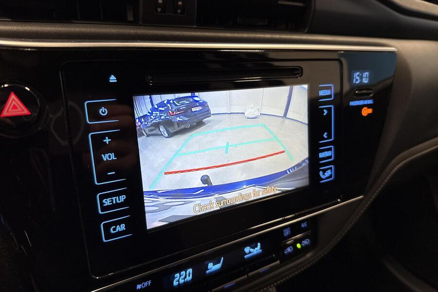 Toyota Auris vaihtoauto