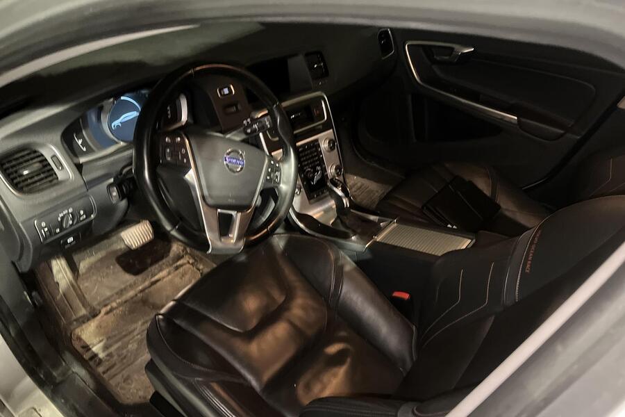 Volvo V60 vaihtoauto