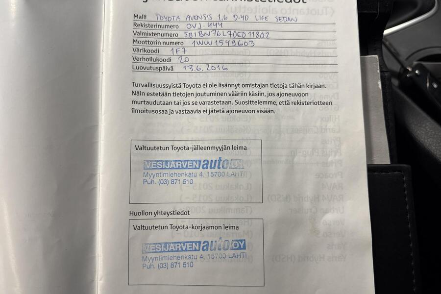 Toyota Avensis vaihtoauto