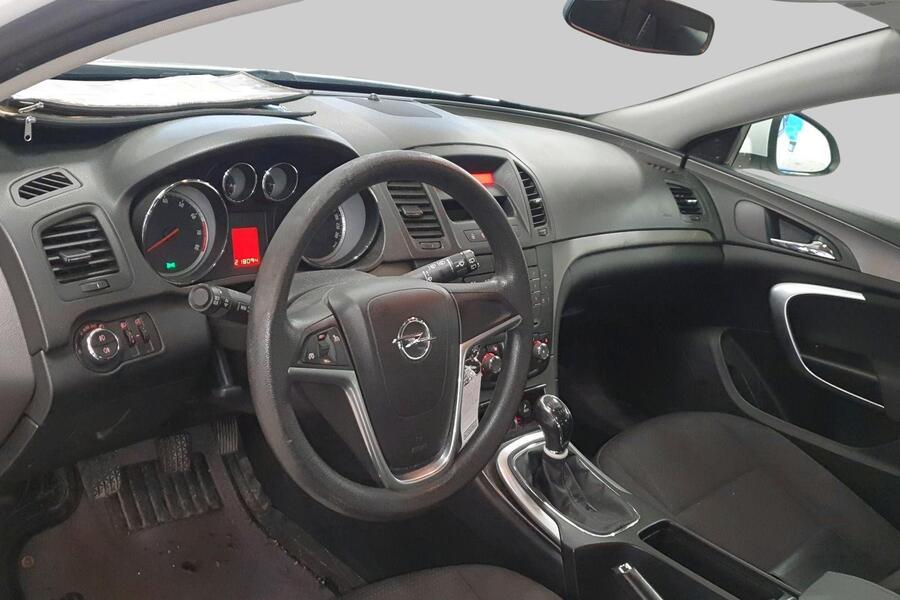 Opel Insignia vaihtoauto