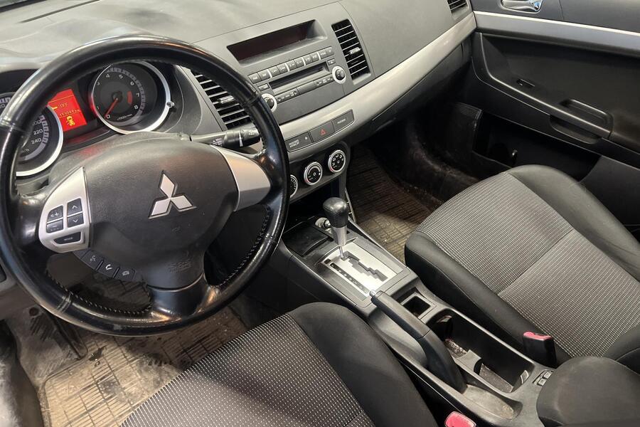 Mitsubishi Lancer vaihtoauto