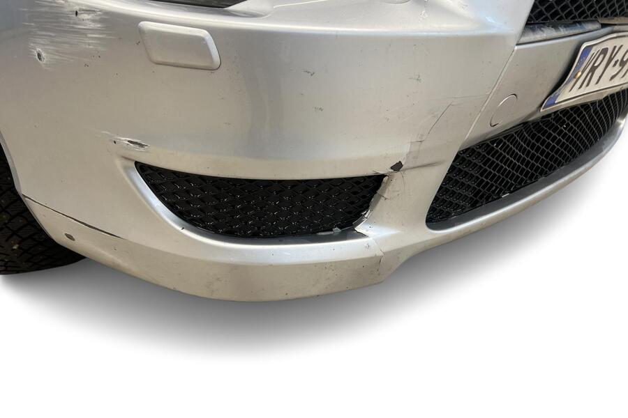 Mitsubishi Lancer vaihtoauto