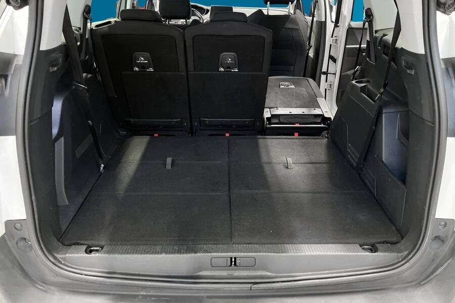 Peugeot 5008 vaihtoauto